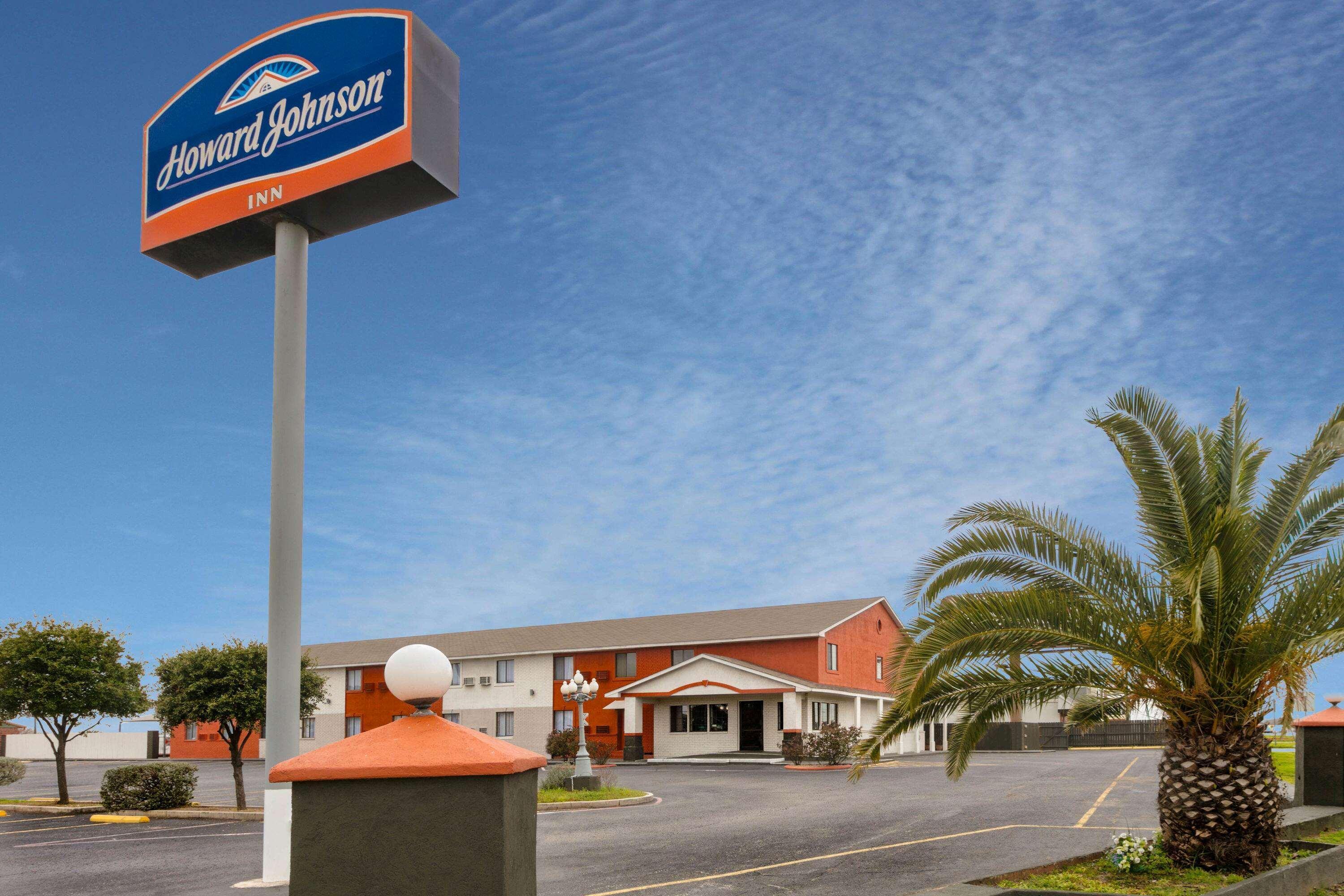 Howard Johnson By Wyndham Near Schlitterbahn New Braunfels Exterior photo